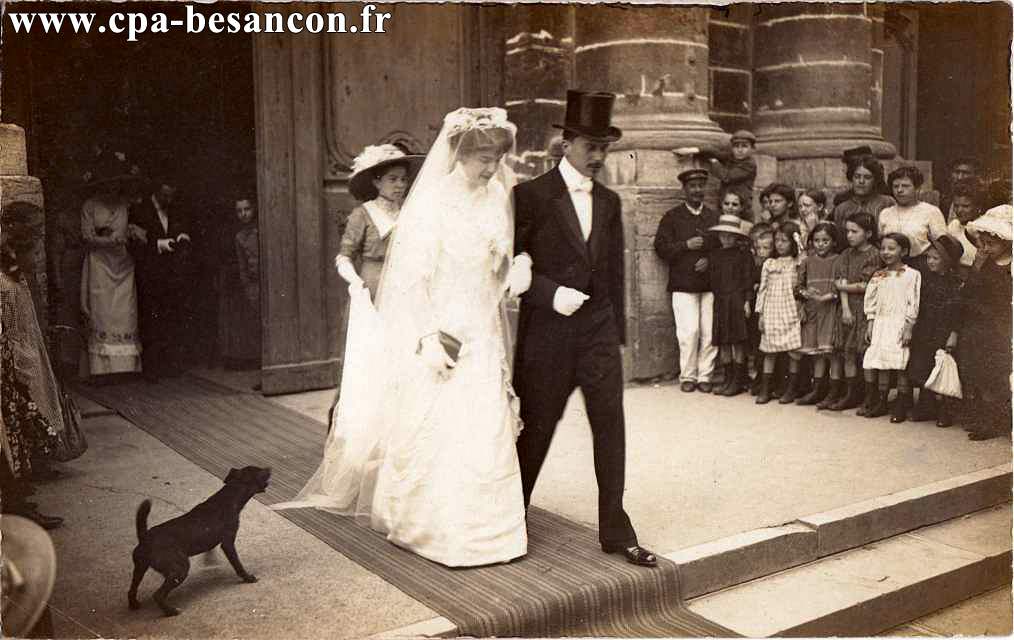BESANÇON - Mariage à l'église de la Madeleine